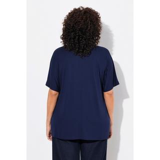 Ulla Popken  T-shirt dal taglio oversize con scritta, scollo a girocollo e mezze maniche 