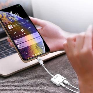 Avizar  Adaptateur iPhone vers Audio Jack 