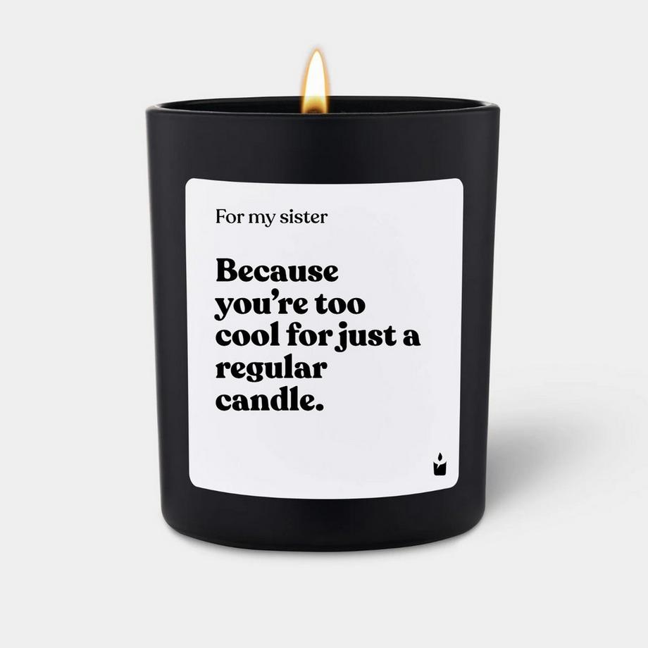 CandleHand Duftkerze Woody For my sister because you’re too cool for just a regular candle.  