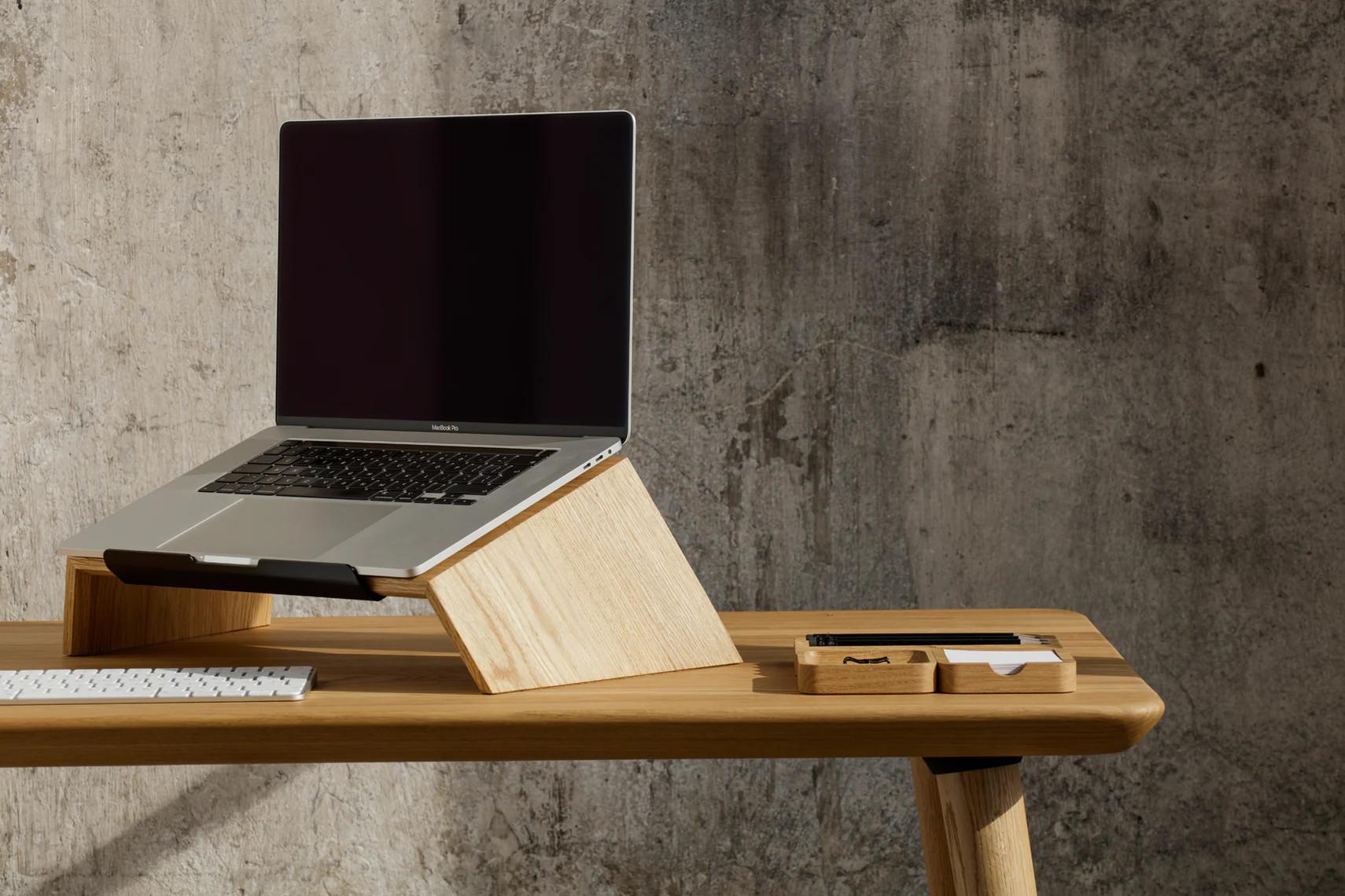 Oakywood  Laptop Stand - Support d'ordinateur portable en bois - en bois massif - chêne 