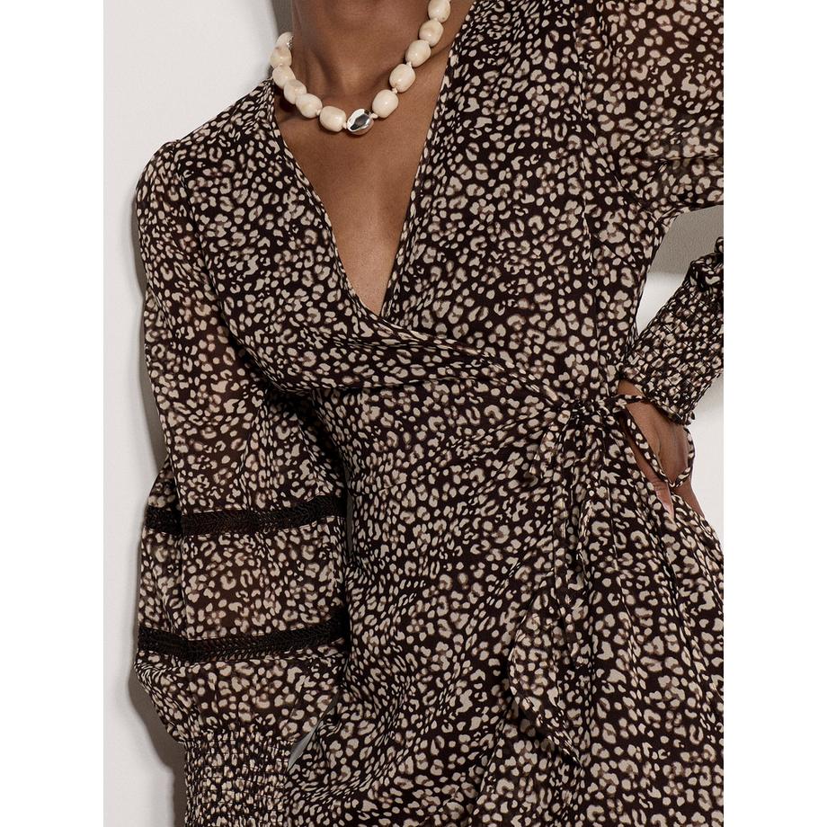 APRICOT Abito mini avvolgente in chiffon con stampa leopardo  