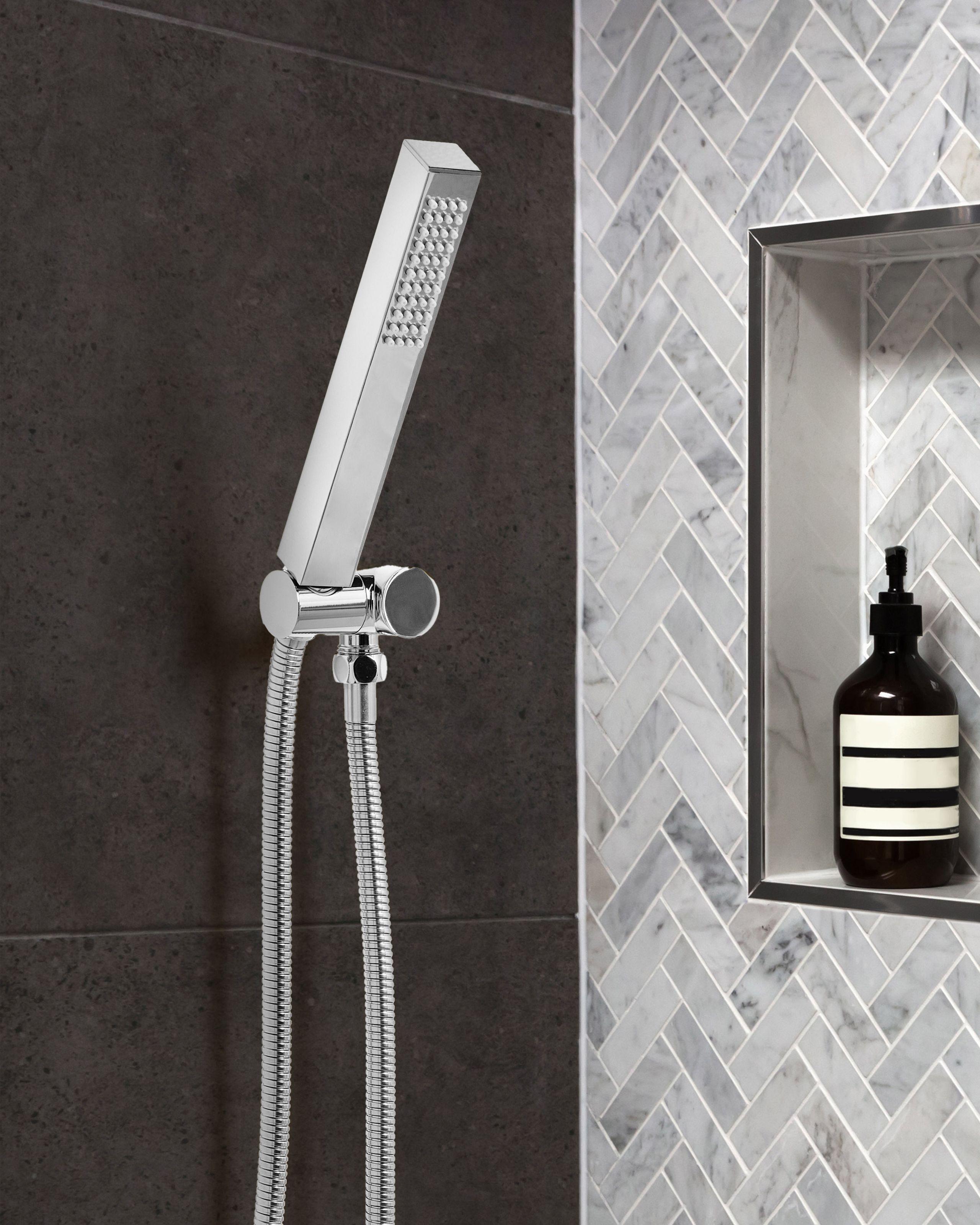 Beliani Duschkopf aus Messing Modern YARARI  