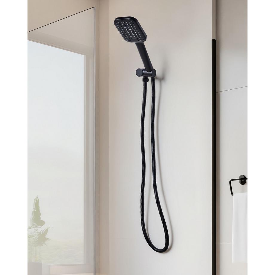 Beliani Duschkopf mit Schlauch aus ABS (robuster Kunststoff) Klassisch TINGO  