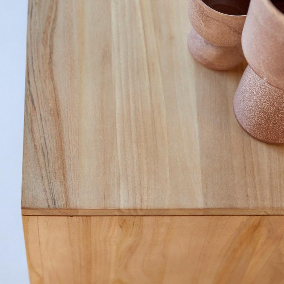 Tikamoon Quadratischer Couchtisch aus massivem Teakholz Anoa  