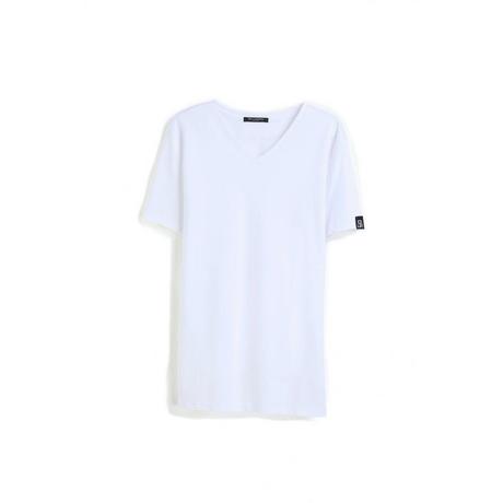 Bellemere New York  T-shirt in cotone mercerizzato con grande scollo a V 