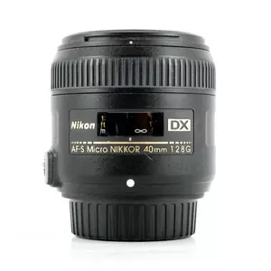 Nikon AF-S DX Micro-NIKKOR 40 mm 1:2,8 G