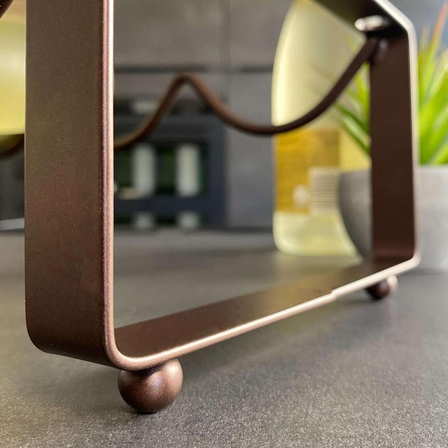 Intirilife Weinregal aus Eisen für 4 Weinflaschen - Stapelbar  