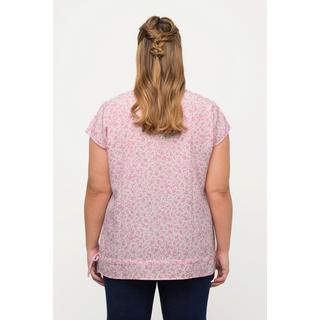 Ulla Popken  Blouse à fleurs. Décolleté en V, manches courtes. Cordon de serrage à la base. 