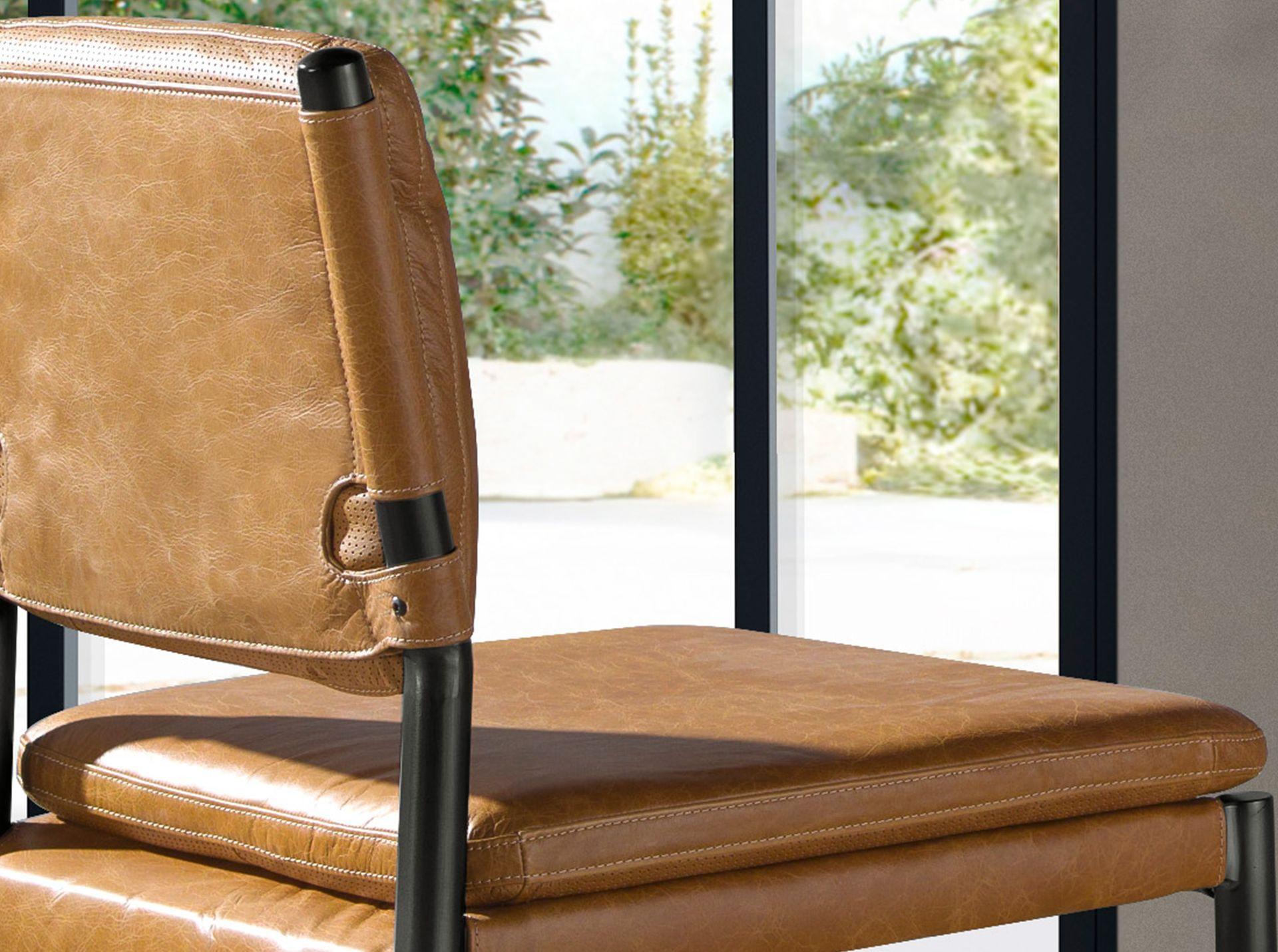 ANGEL CERDA Tabouret  