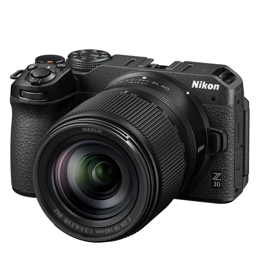 Nikon  Kit Z30 18-140 