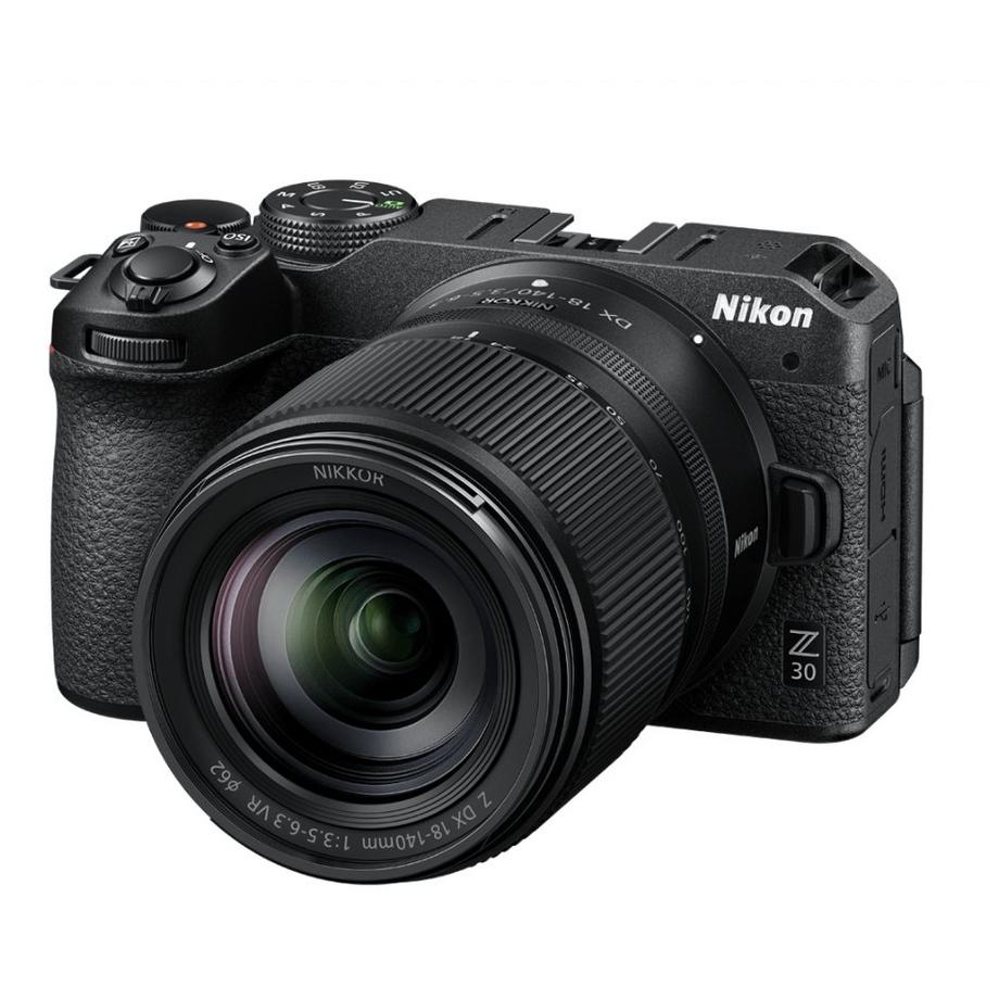 Nikon  Kit Z30 18-140 