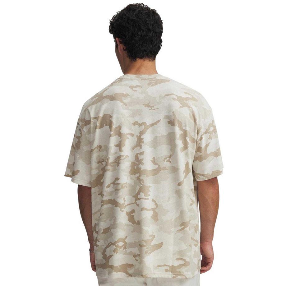 UNDER ARMOUR Schweres T-Shirt mit Camouflage-Print  