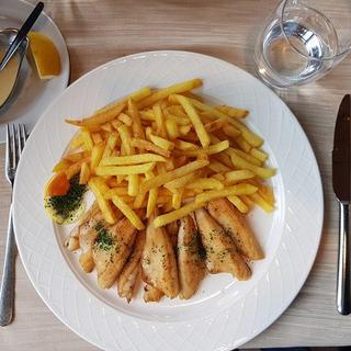 Geschenkidee  Menu Filets de perches meunières à Lausanne (pour 2 personnes) 