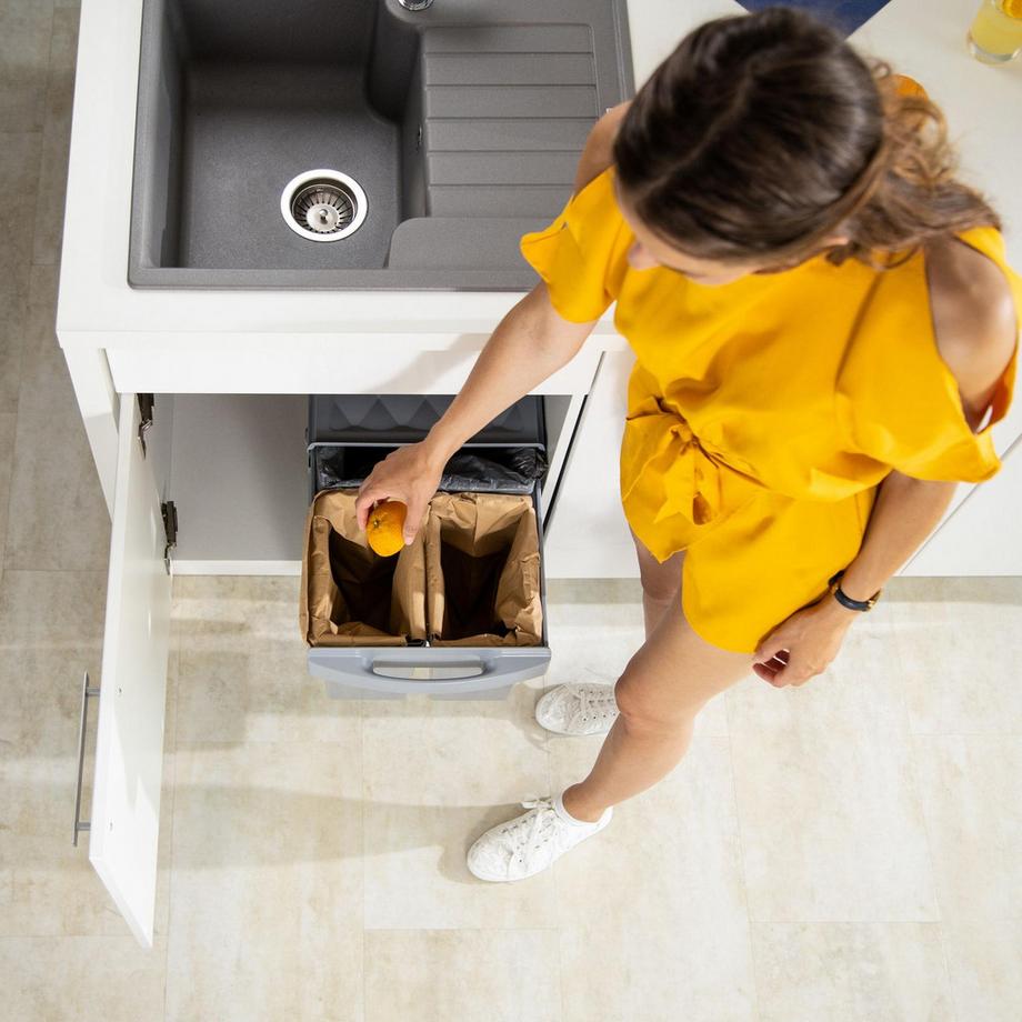 B2X Raccolta differenziata con 3 contenitori per rifiuti  