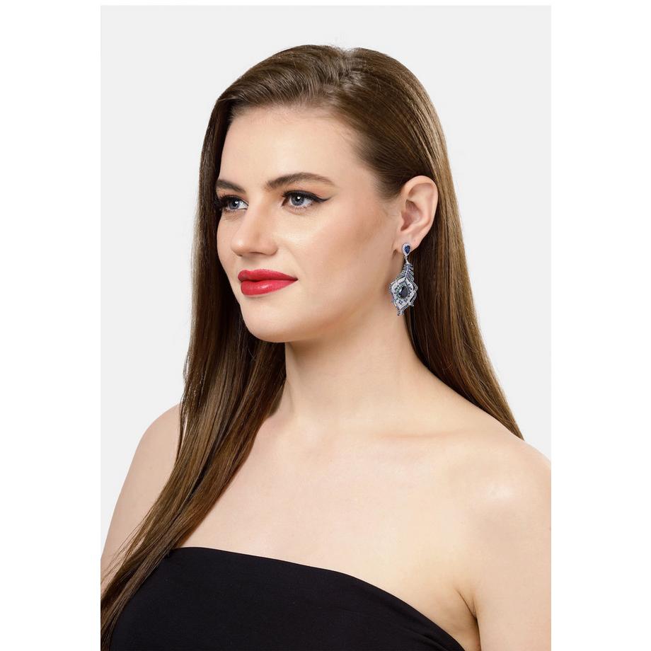 AVANT-GARDE PARIS  Dunkelblaue Pfauenfeder-Ohrringe 