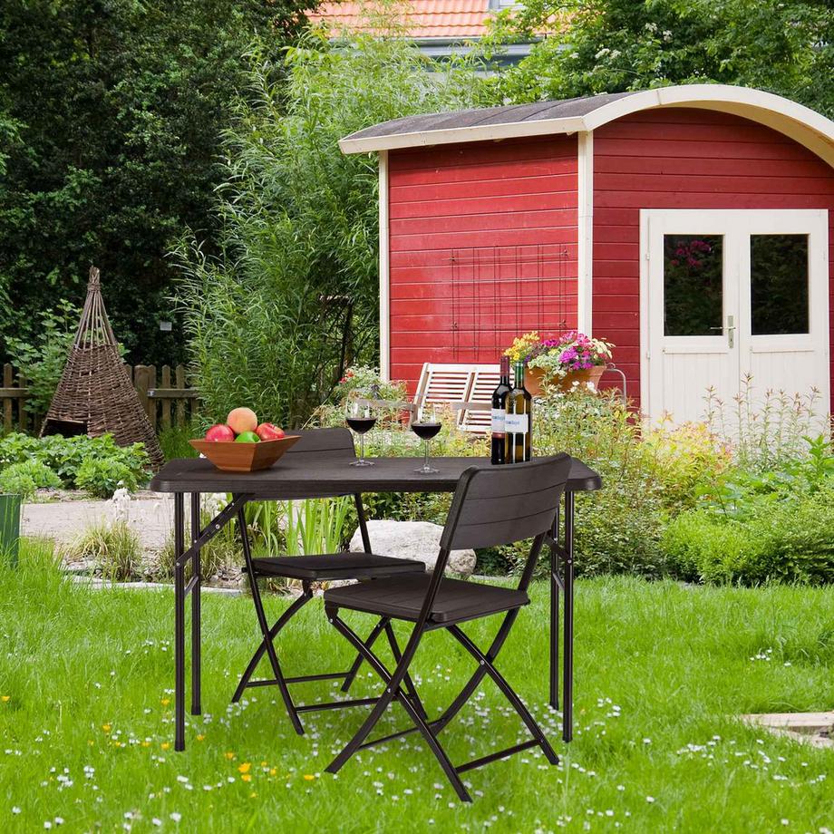 B2X Quadratischer Gartentisch aus Holz  