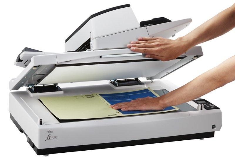 Fujitsu  FI-7700 DOCUMENT SCANNER 