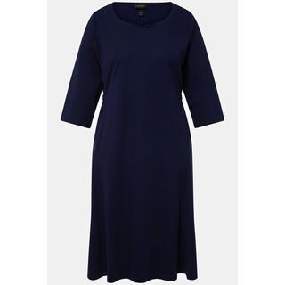 Ulla Popken  Robe midi. Taille élastique. Décolleté en forme de cœur, manches 3/4. 