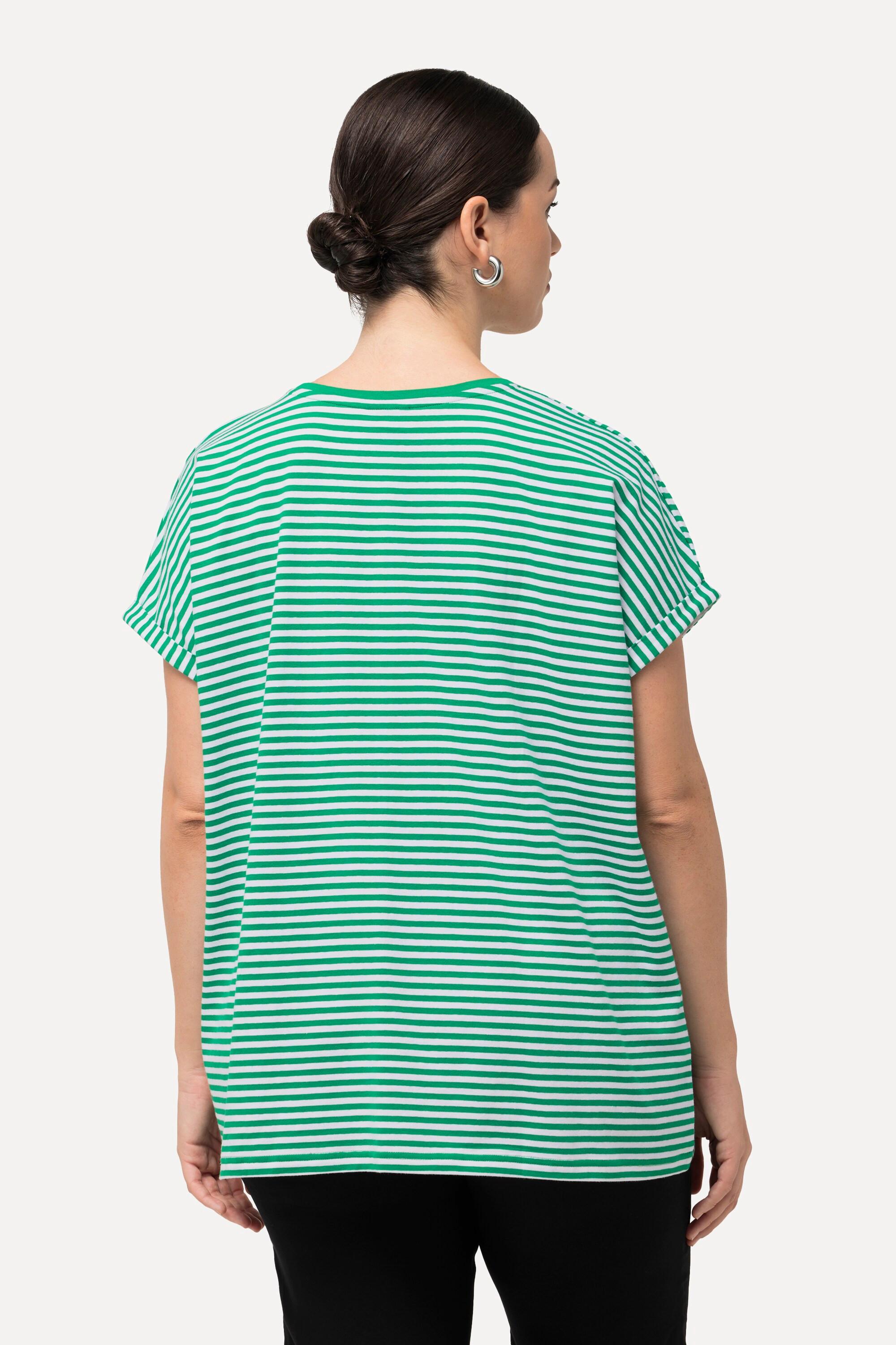 Ulla Popken  T-shirt oversize à col V, manches courtes et jeu de rayures 