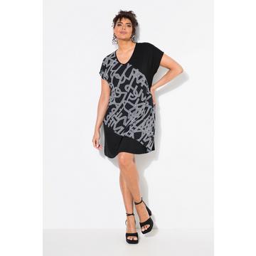 Abito di jersey con mantella di chiffon, scollo a V e mezze maniche