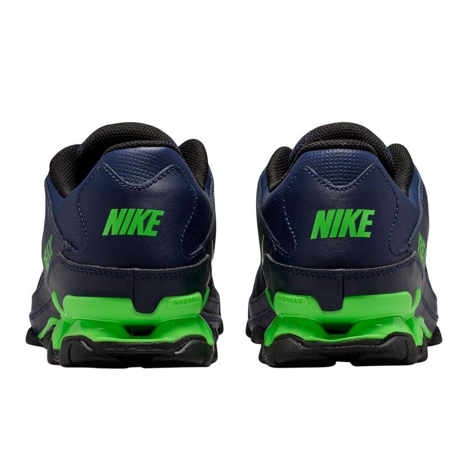 NIKE Reax 8 Tr Baskets  