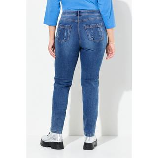 Ulla Popken  Jeans modello Sarah con effetto sdrucito, taglio della gamba aderente e cintura comoda 