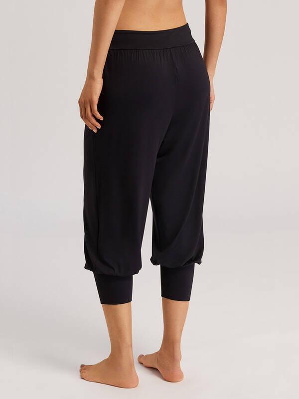 HANRO  Yoga Crop Pant 