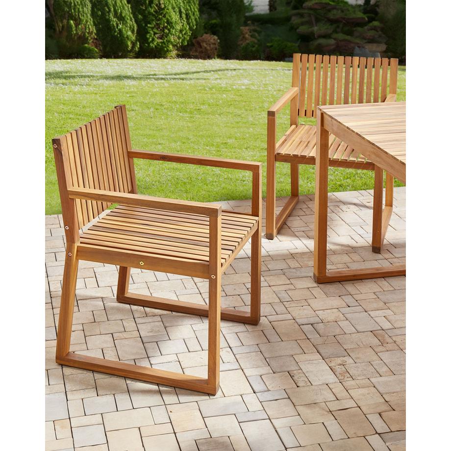 Beliani Gartenstuhl 2er Set aus FSC® zertifiziertes Akazienholz Skandinavisch SASSARI II  