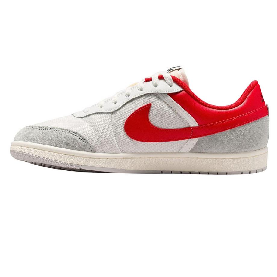 NIKE Air Jordan Skyline Scarpe Sportive  