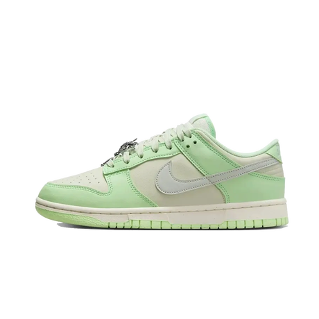 NIKE  Dunk Low SE Next Nature Sea Glass 