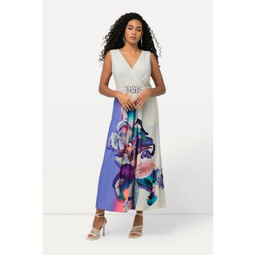 Robe maxi sans manches. Décolleté en V, esprit cache-cœur. Ligne A