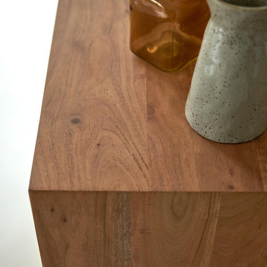 Tikamoon Cassettiera in acacia massella Olga  