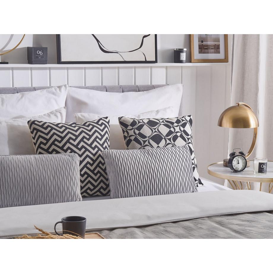 Beliani Lot de 2 coussins décoratifs en Velours Scandinave MOTARI  