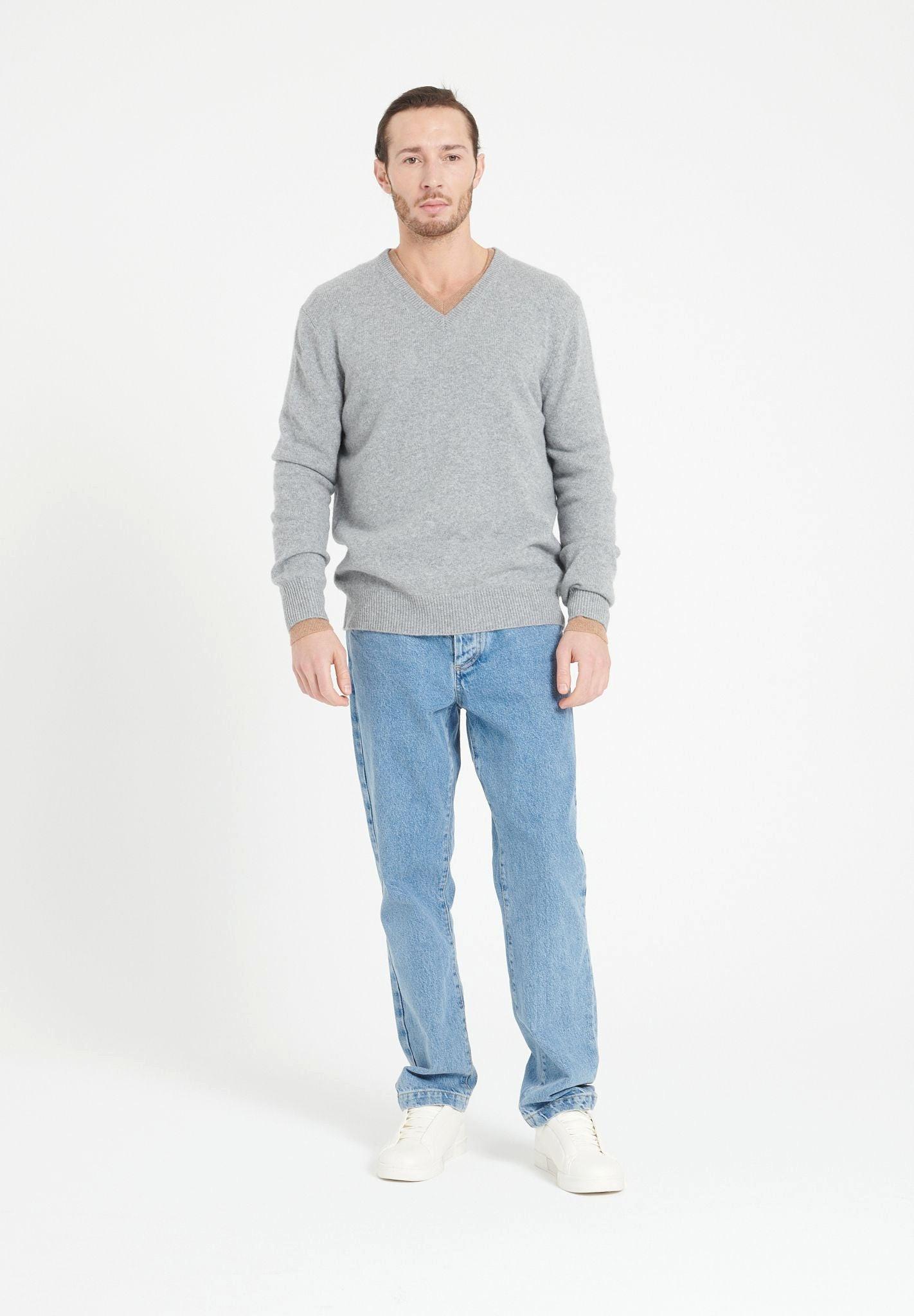 Studio Cashmere8  LUKE 13 Maglione con scollo a V 4 strati - 100% cashmere 