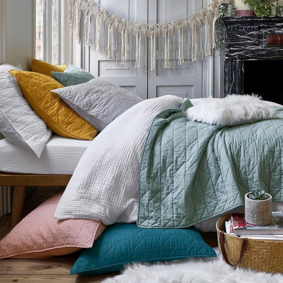 La Redoute Intérieurs Zig Zag Scenario Couvre-lit Matelassé  