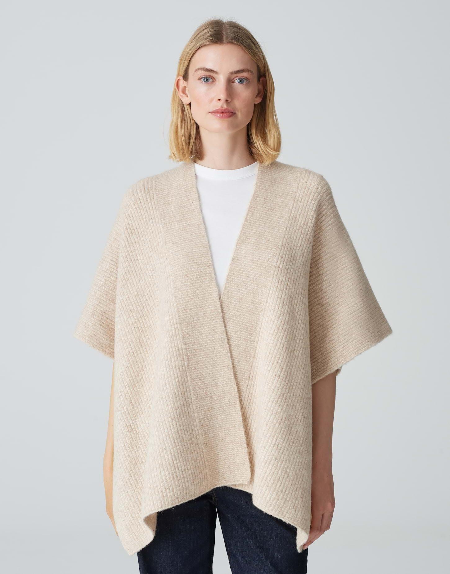 OPUS  Cape Ablanki cape oversized 