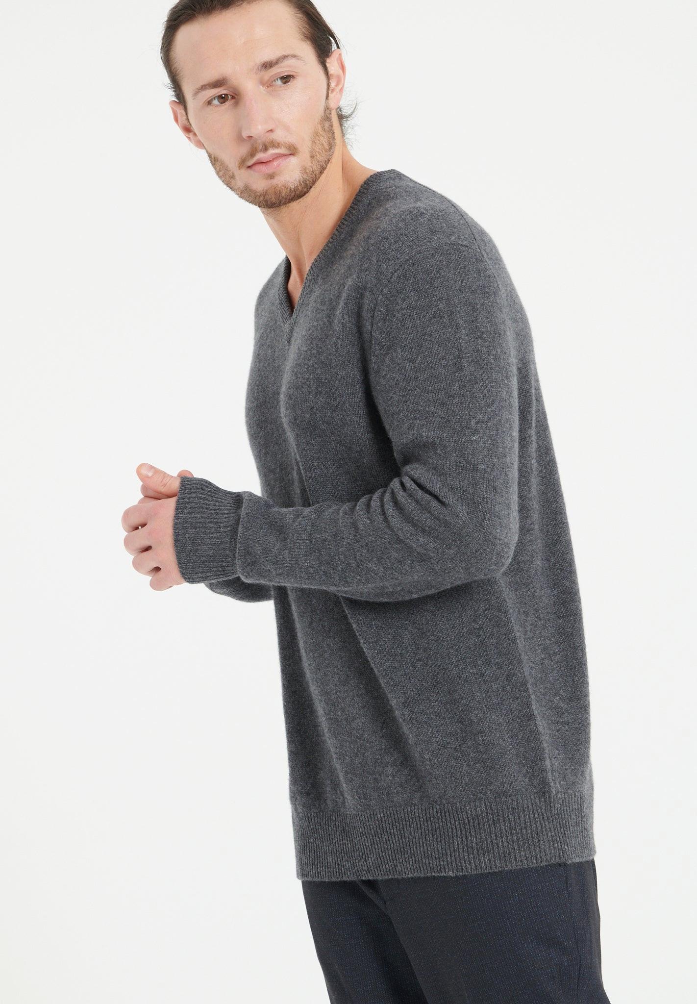 Studio Cashmere8  LUKE 13 Pullover mit V-Ausschnitt 4 Söhne - 100% Kaschmir 