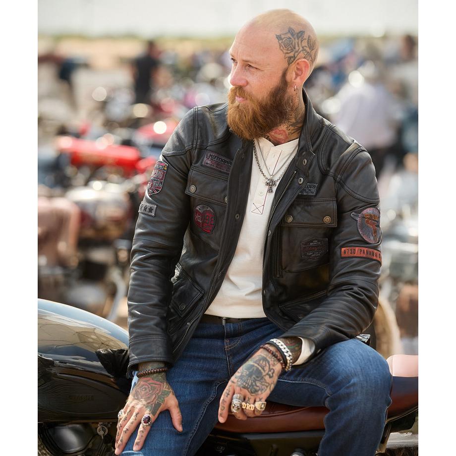 Joe Browns Lederjacke im Vintage Stil mit Abzeichen  