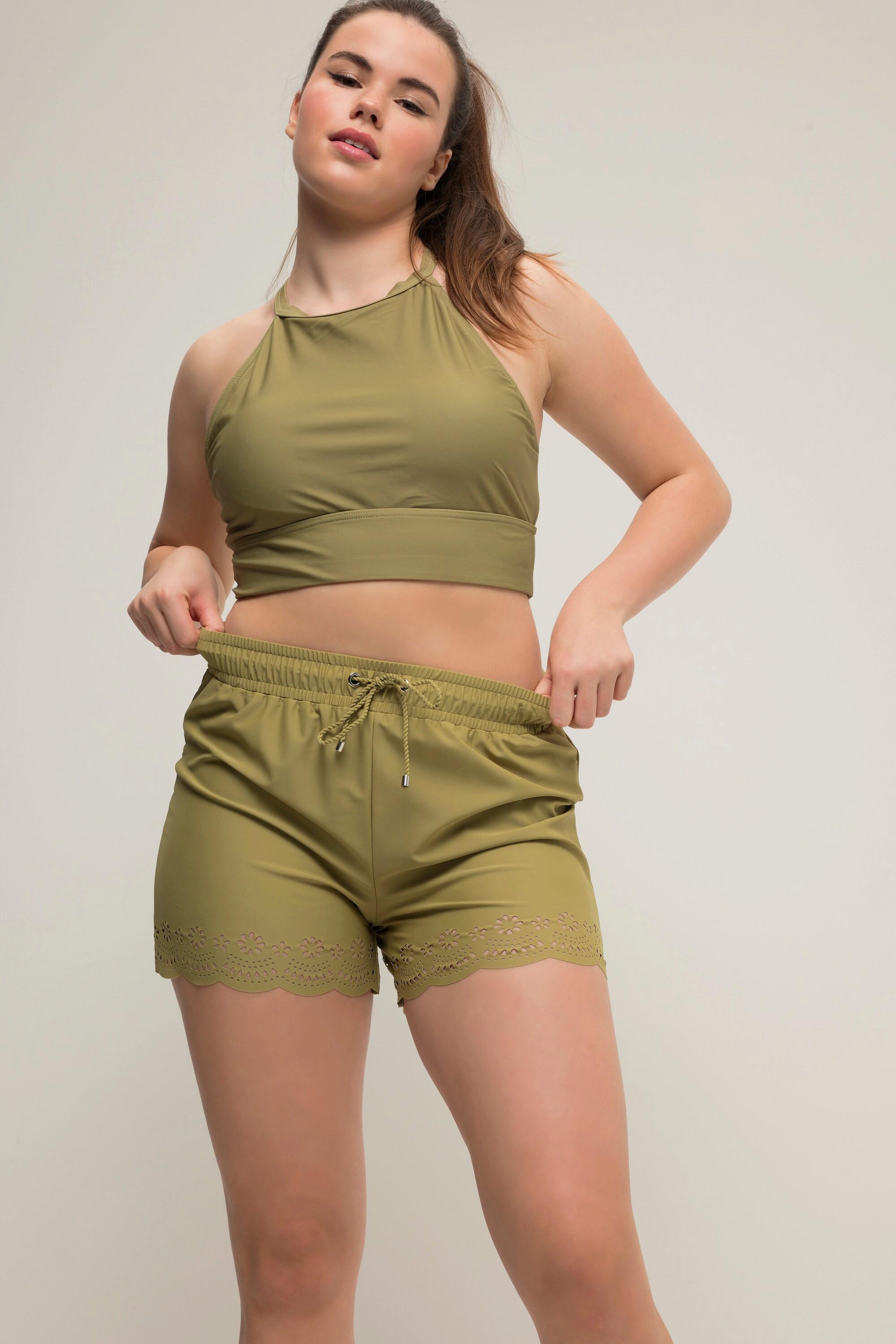 Studio Untold Short de bain Jambe large Découpes laser  