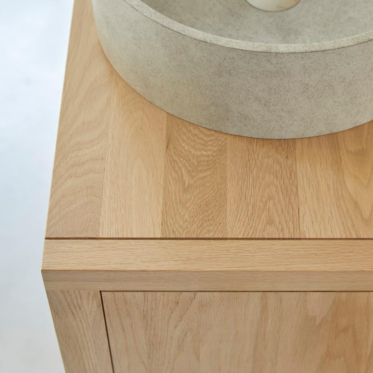 Tikamoon Waschtischunterschrank aus massiver Eiche 145 cm Jonàk  