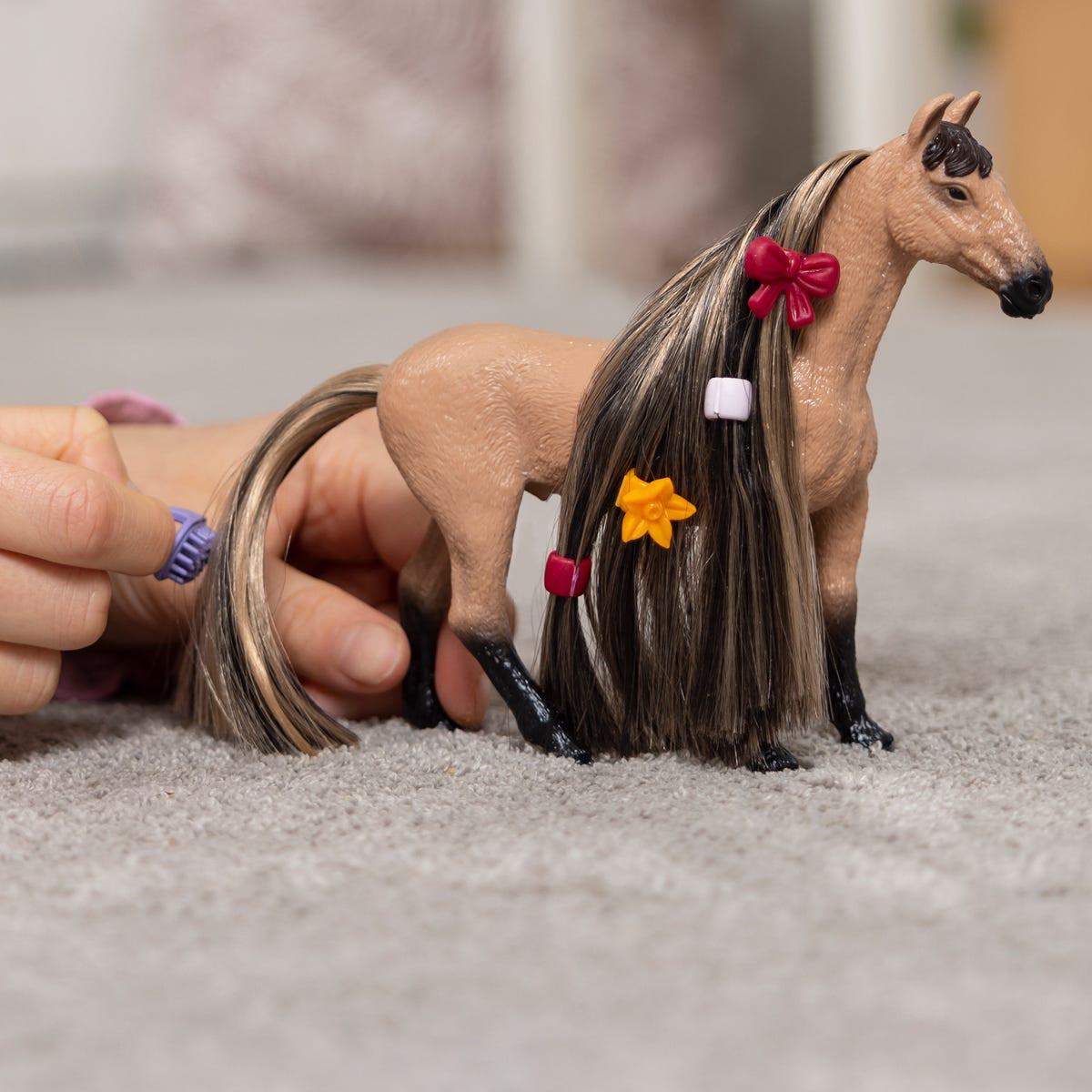 Schleich  Horse Club Sofia's Beauties Achal Tekkiner Hengst 