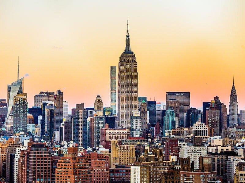 Smartbox  Viaggio a New York di 4 notti in hotel 4* con tour della città per 2 persone - Cofanetto regalo 