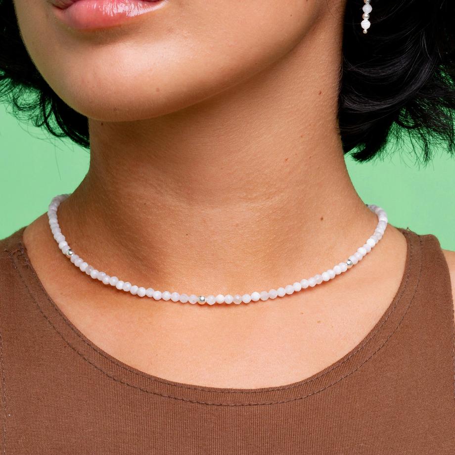 Balibay  Collier Jamila orné de pierres de lune facettées 