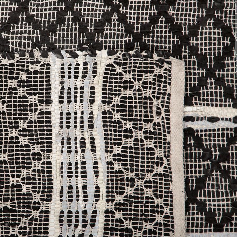 Beliani Tapis en Cuir  FEHIMLI  