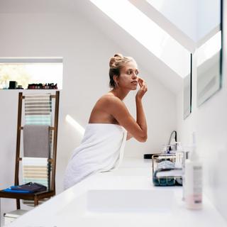 B2X Porta asciugamani in bambù marrone scuro  