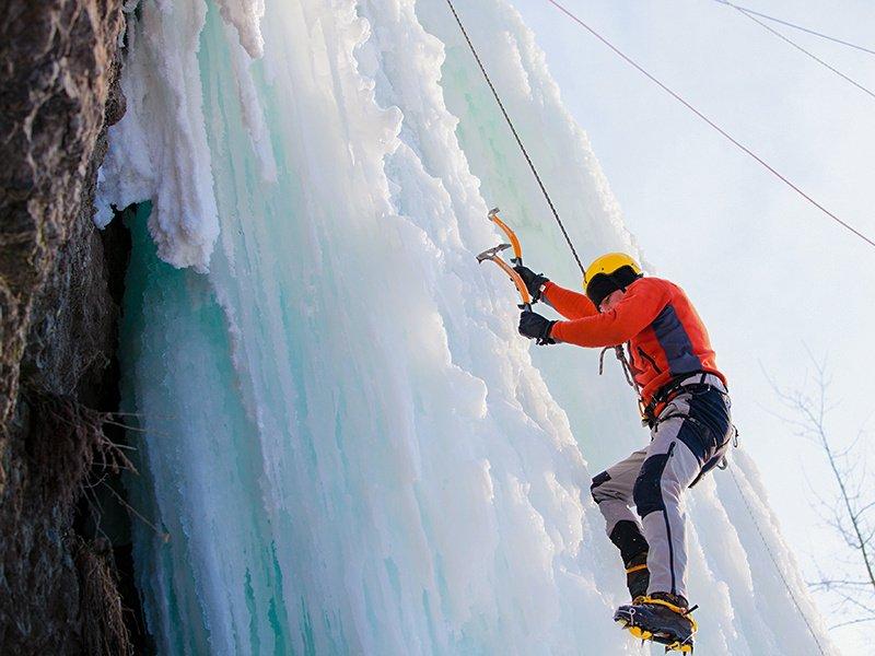 Smartbox  Corso di arrampicata su ghiaccio con guida alpina sulle montagne di Adelboden - Cofanetto regalo 