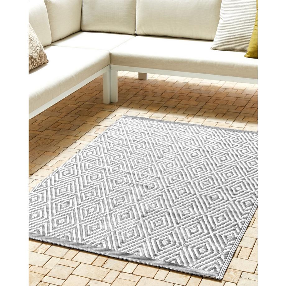 Beliani Outdoorteppich aus Polypropylen Retro SIKAR  