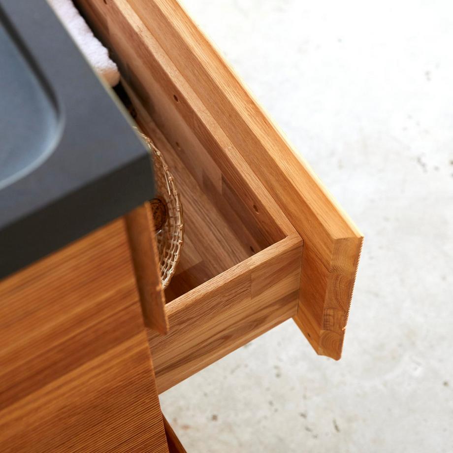 Tikamoon Badezimmermöbel aus massiver Eiche und Lavastein 120 cm Karl  