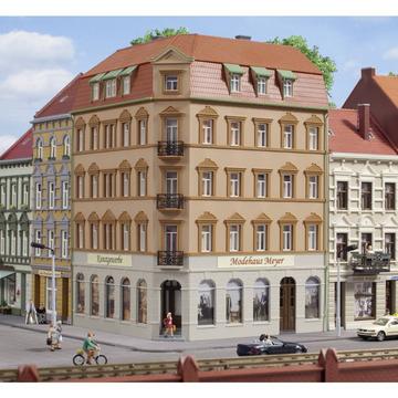 H0 Eckhaus Schmidtstraße 10
