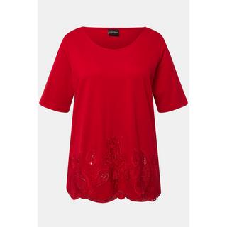 Ulla Popken  T-shirt à col rond et manches courtes, ourlet « festonné » et broderies 